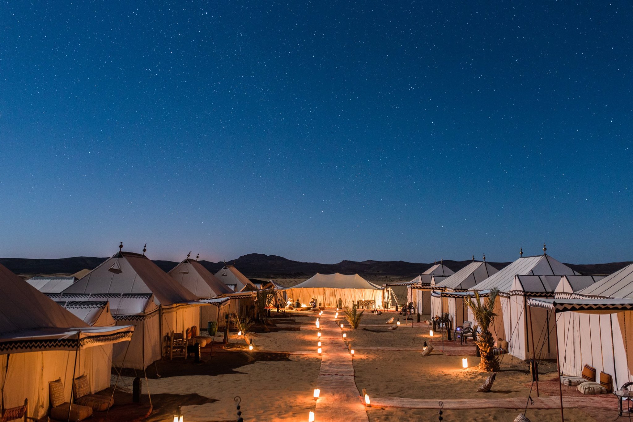 Luxury desert camp in Morocco, Sahara desert eco-friendly experience with Paladar y Tomar